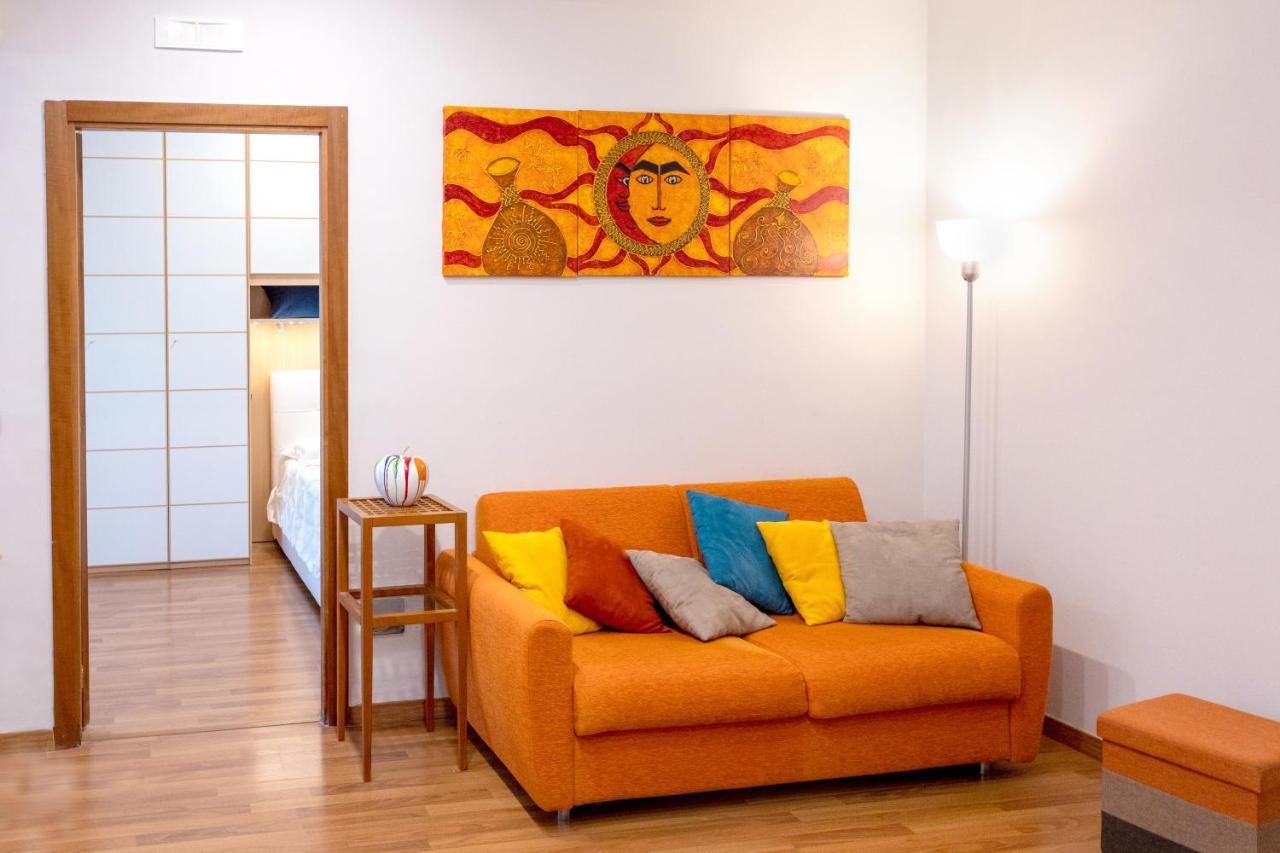 Folly Apartment เนเปิลส์ ภายนอก รูปภาพ